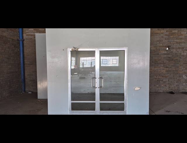 625M² WAREHOUSE TO LET IN DENNYDALE